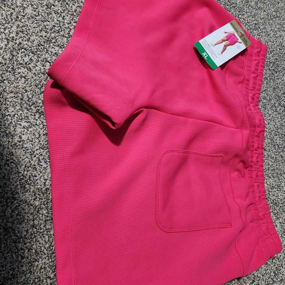 Mondetta Women's Vibrant Pink Athletic Shorts - Picture 2 of 3